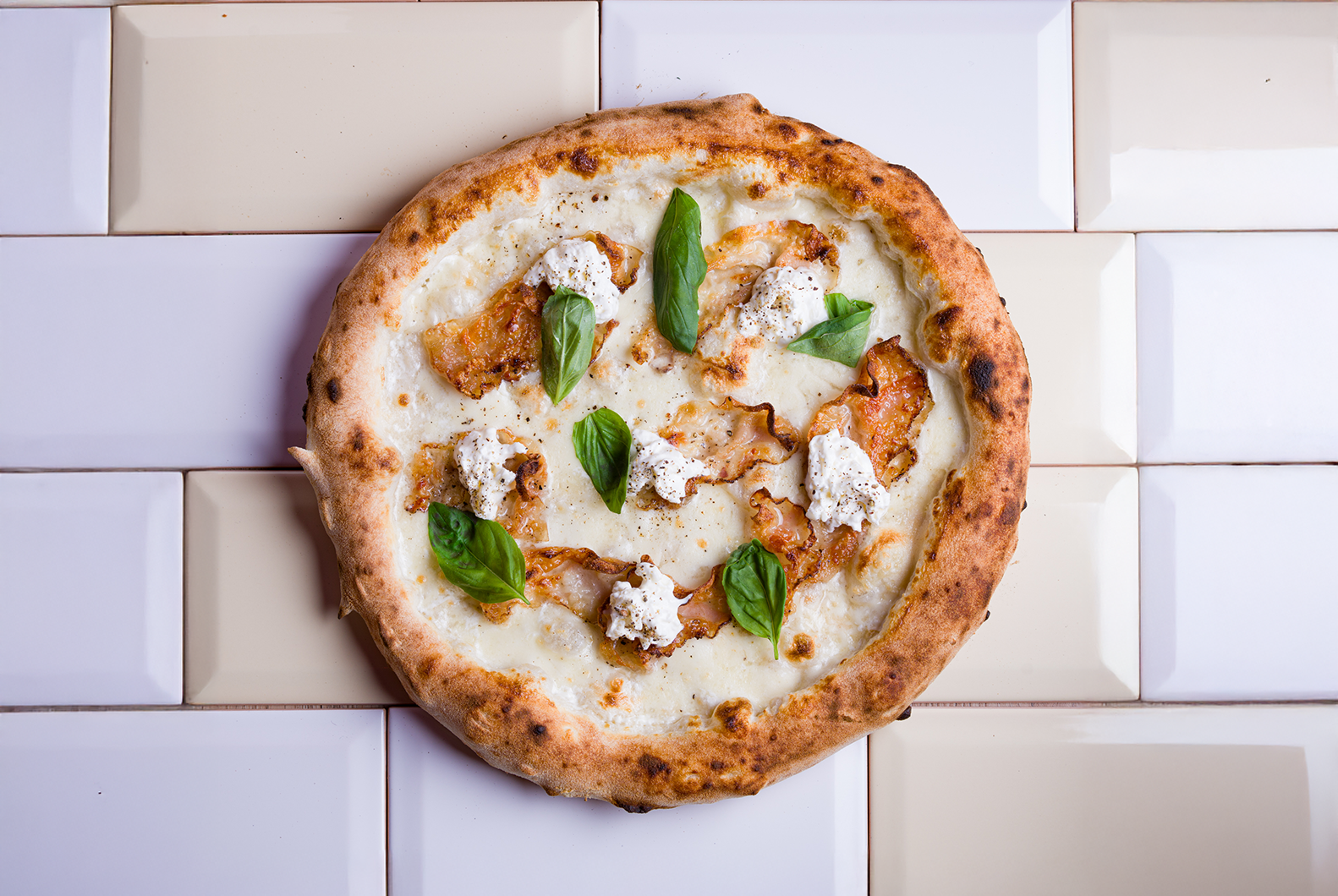 Pizza GuancialeStracciatella